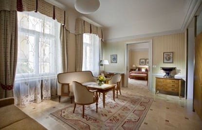 hotel paris prague